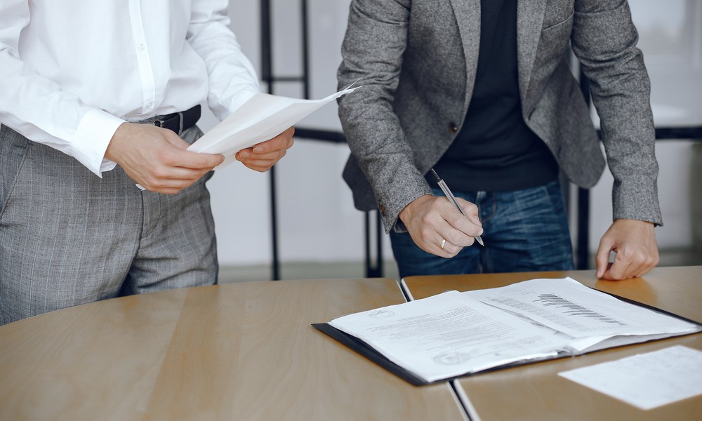 交通事故で治療費の打ち切りを打診されたら確認したいこと